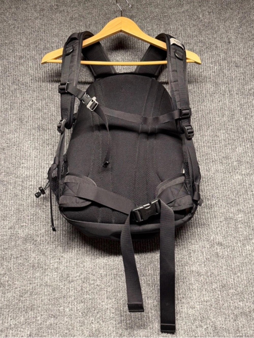 The North Face Black Borealis Backpack with Front Bungee - Picture 6 of 6